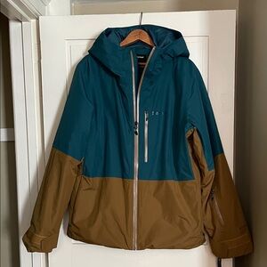 Marmot Green and Tan Jacket men’s